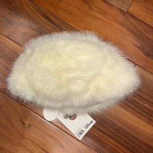 Zara Disney Cream Faux Fur Hat so cute size small NWT